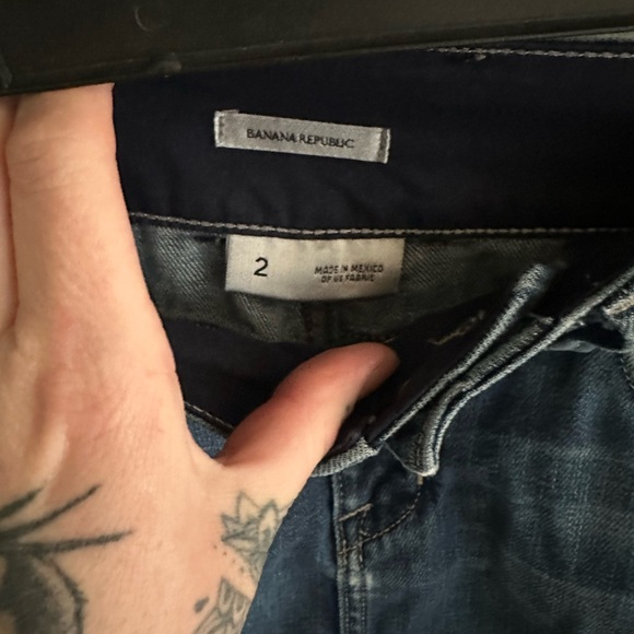 ⭐️ 2 for $10 Banana Republic Jean skirt - Picture 2 of 4